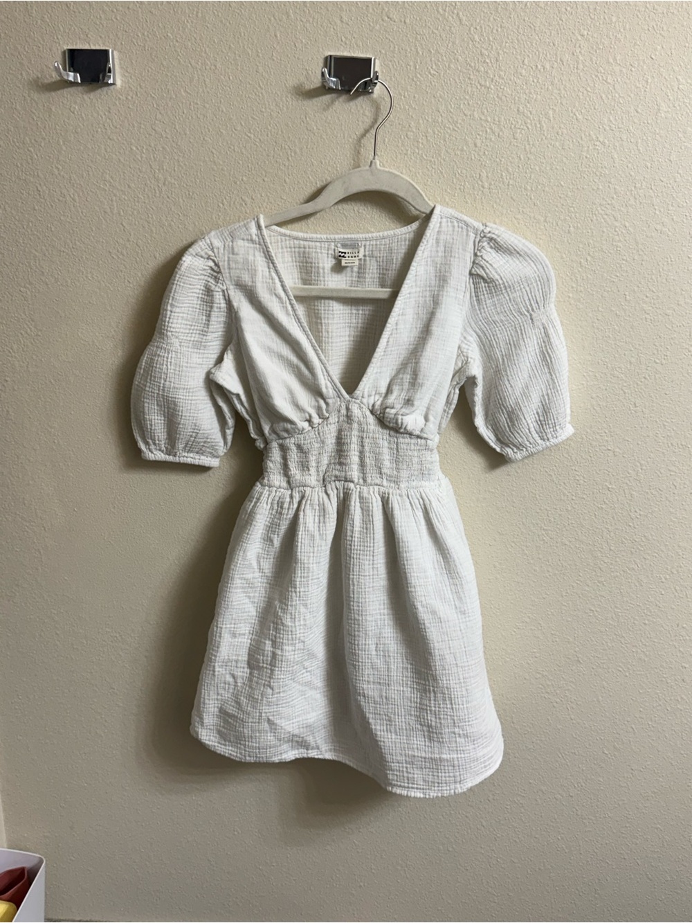 Women’s Billabong White Textured V-Neck Smocked Waist Dress